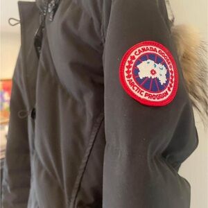 Canada goose jacket size small